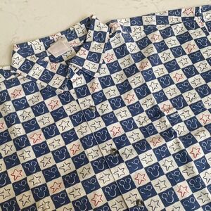 Vintage Hawaiian Disney‎ 90s Mickey Mouse red & blue patriotic shirt size XL
